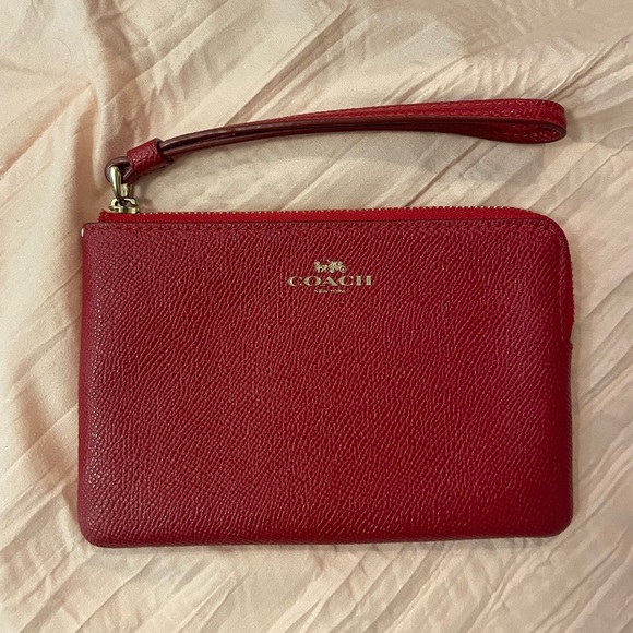 Coach Handbags - Coach Crossgrain Leather Corner Zip Wristlet Wallet 1941 Red